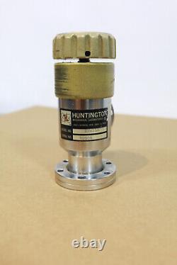 Huntington MDC EV-150 Vacuum Valve / 2.75 CF (DN40CF) / Right Angle Manual SS