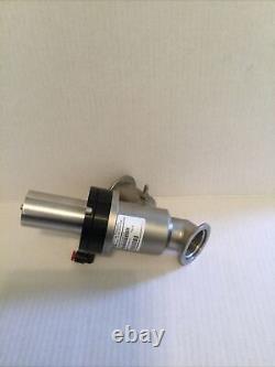 Nor-Cal Products 839-032905-001 Pneumatic Angle Valve Lam Research Working Spare